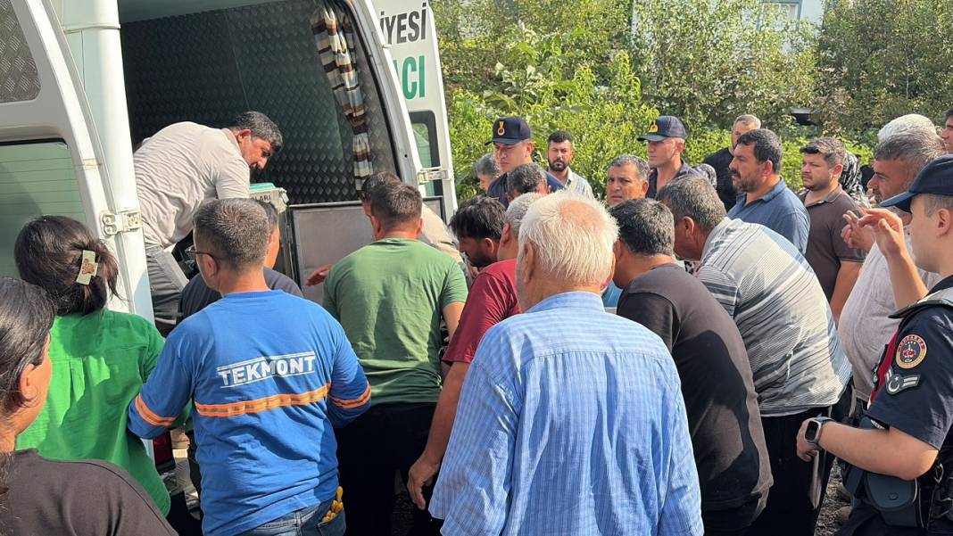 Kayıp diye aranıyordu, kanaldan cesedi çıktı! 2